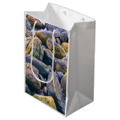 Kleurrijke rotsen medium cadeauzakje (Voorkant Gekanteld)