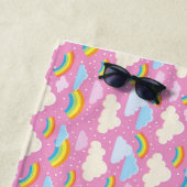 Kleurrijke roze wolken en regenbogen strandlaken (In situ)