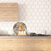 Kleurrijke rustieke bloemen rond  snijplank