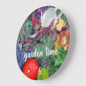 Kleurrijke rustieke herfsttuin grote klok (Hoek)