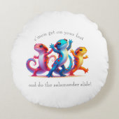 Kleurrijke Salamanders doen de Salamander Slide Rond Kussen (Voorkant)