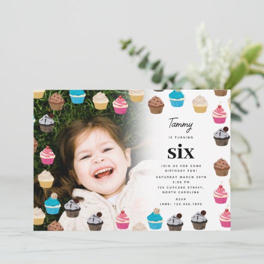 Kleurrijke schattige cupcakes Kinder foto verjaard Kaart (Staand voorkant)