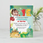 Kleurrijke Schattigee Dinosaurus Baby Boy Eerste V Kaart (Staand voorkant)