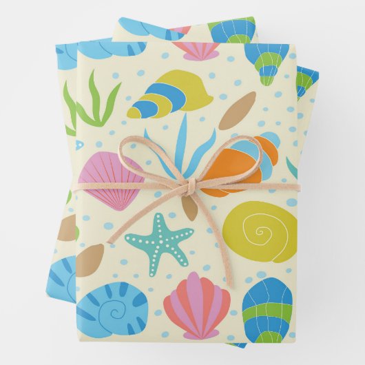 Kleurrijke schelpen en zeesterren patroon kust inpakpapier vel (In situ)