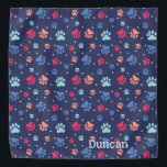 Kleurrijke schilderafdrukken op Navy Blue Canvas Bandana<br><div class="desc">Donkere pootafdrukken in verschillende kleuren,  ingesteld op een blauw marineklein. Je huisdier zal er goed uitzien om dit ontwerp te sporteren!</div>