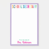 Kleurrijke schoolsecretaris van het bureau van post-it® notes (Voorkant)