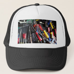 Kleurrijke schroevendraaiers trucker pet