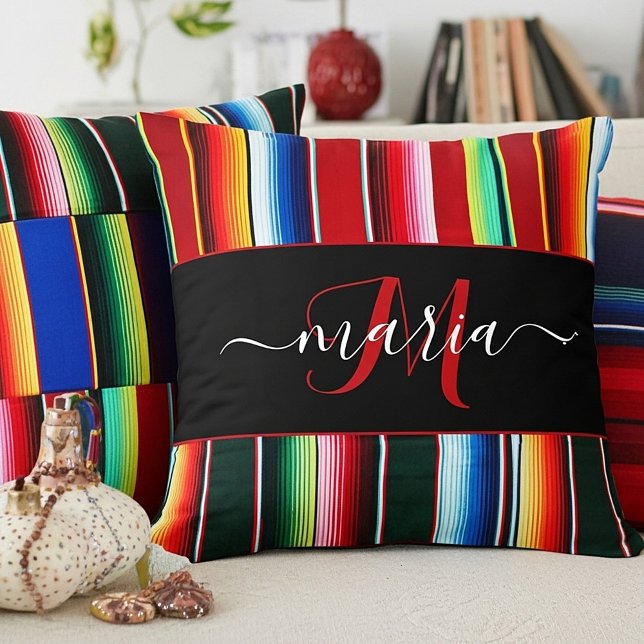 kleurrijke serape strepen gepersonaliseerd kussen (Creator heeft geüpload)