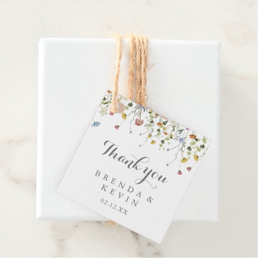 Kleurrijke sierlijke wilde bloemen kalligrafie bru bedankjes labels (In situ)