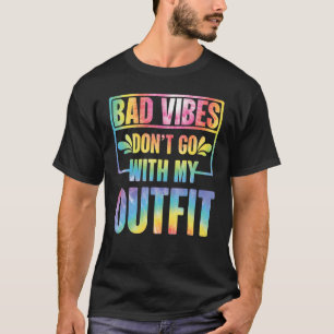 Kleurrijke slechte vibes gaan niet samen met mijn t-shirt