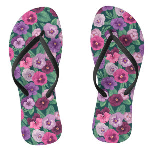 Kleurrijke slipjes op donkergroen blauw teenslippers