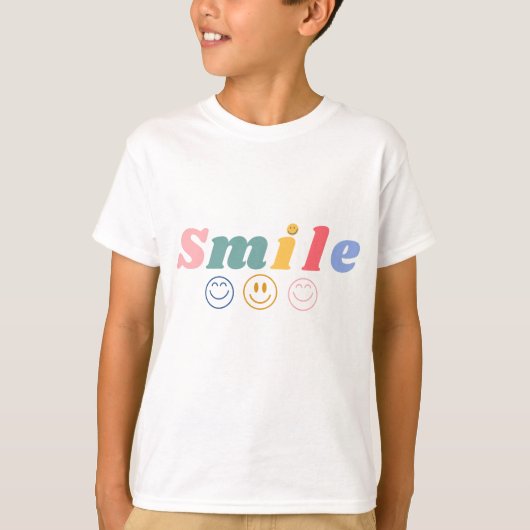 Kleurrijke Smile Typography T-shirt (Voorkant)