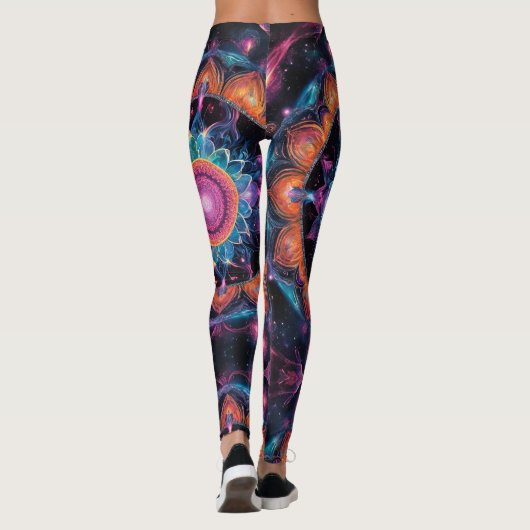 Kleurrijke Space Mandala Leggings (Achterkant)