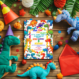 Kleurrijke speelse dinosaurus thema verjaardagsfee kaart