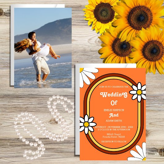 Kleurrijke speelse retro  70s bruiloft kaart