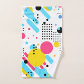 Kleurrijke, speelse vormen en stippen achtergrond bad handdoek (Handdoek)