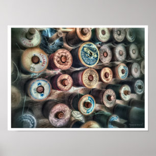 Kleurrijke spillen van draad poster