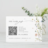 Kleurrijke Spring Wildflower Meadow Foto QR-code Save The Date (Staand voorkant)