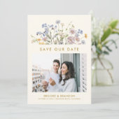 Kleurrijke Spring Wildflower Meadow Gold QR-code Save The Date (Staand voorkant)