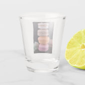 Kleurrijke stapel Franse Macarons Shot Glas (Achterkant)