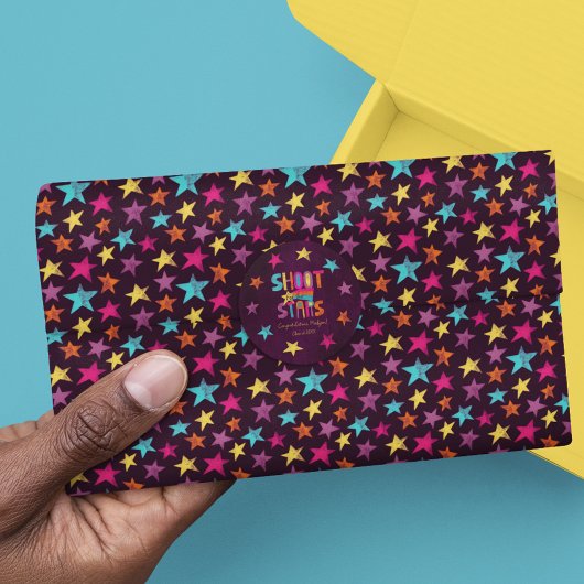 Kleurrijke sterren op donker Paarse patroon Tissuepapier