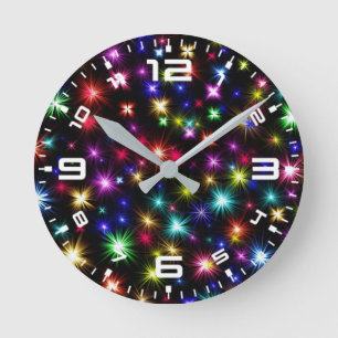 Kleurrijke sterren vuurwerk ontwerp ronde klok