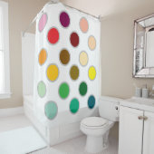 Kleurrijke stippen en wit douchegordijn (In situ)