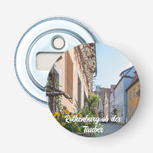 Kleurrijke straat in Rothenburg ob der Tauber Button Flesopener