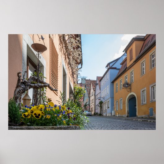 Kleurrijke straat in Rothenburg ob der Tauber Poster (Voorkant)