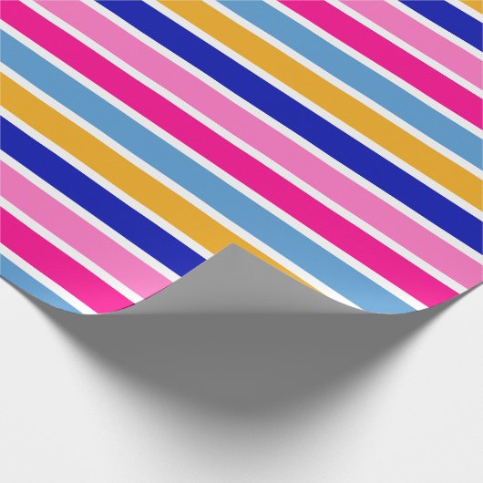 Kleurrijke streep patroon levendige verjaardag par cadeaupapier (Hoek)