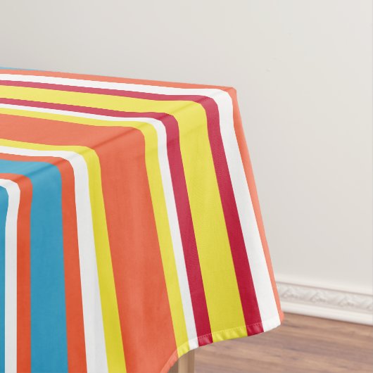 Kleurrijke strepen voor leuke verjaardagsfeestdeco tafelkleed (Voorbeeld)