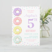 Kleurrijke Strooizachte Donuts Kinderverjaardag Kaart (Staand voorkant)