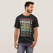 Kleurrijke tekst Pinball T-shirt (Voorkant volledig)