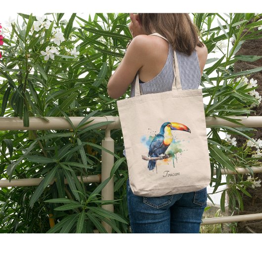 kleurrijke touroperator die op een tak zit tote bag
