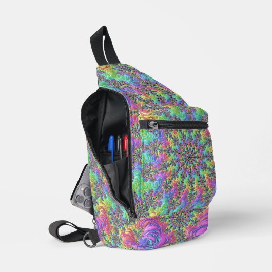 Kleurrijke Trippy Vibrant Groovy Fractal Burst Sling Bag (Open)