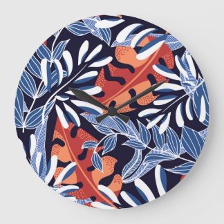 Kleurrijke tropische bladeren blauwe achtergrond grote klok