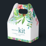 Kleurrijke tropische bloemen aquarellen bedankdoosjes<br><div class="desc">Dit ontwerp voor een huwelijksgunstdoos straalt een tropische sfeer uit met handgeschilderde tropische bloemen en een rand van bladeren tegen een witte achtergrond. De gezellige uitstraling van dit ontwerp maakt het de perfecte aanvulling op elk huwelijk.</div>