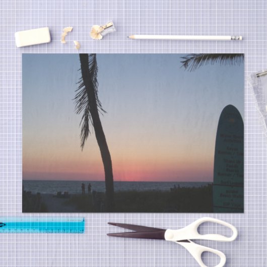 Kleurrijke tropische zon op tissuepapier (Craft)