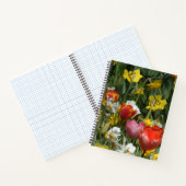 Kleurrijke tulpen en narcissen notitieboek (Binnen)