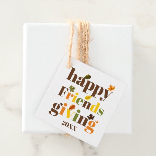 Kleurrijke typografie en verlaat de Friendsgiving- Bedankjes Labels (In situ)