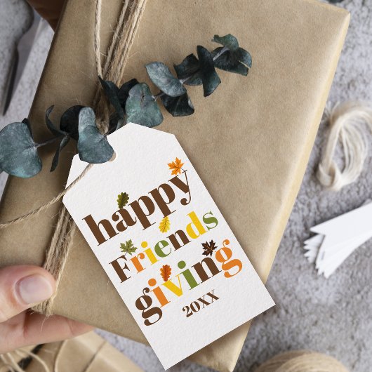 Kleurrijke typografie en verlaat de Friendsgiving- Cadeaulabel