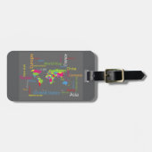 Kleurrijke typografie Wereldkaart Modern Word Trav Bagagelabel (Voorkant horizontaal)