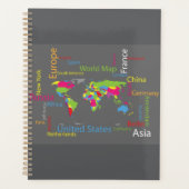 Kleurrijke typografie Wereldkaart Modern Word Trav Planner (Voorkant)