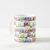 Kleurrijke uil op een tak koffiemok (Voorkant links)