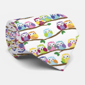 Kleurrijke uil op een tak stropdas (Opgerold)