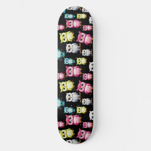 Kleurrijke Uil Vogels Zwart Achtergrond Patroon Persoonlijk Skateboard