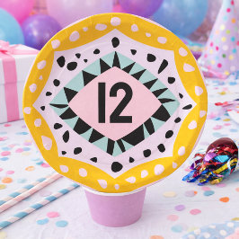 Kleurrijke verjaardagsfeest papieren bordje