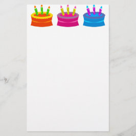 Kleurrijke verjaardagstaart briefpapier