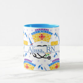 Kleurrijke verplegingsgereedschappen op blauwe pok mok