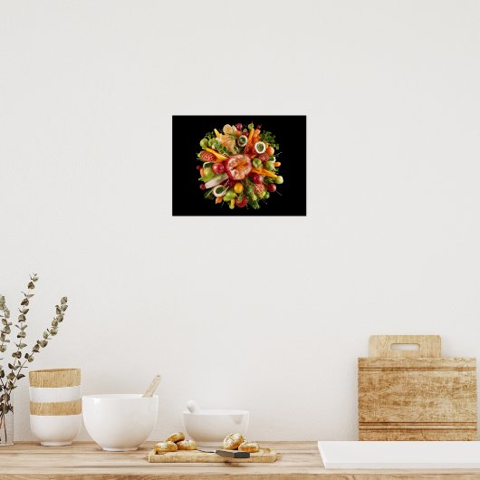 Kleurrijke verse voedseluitbarsting op zwarte acht poster (Keuken)